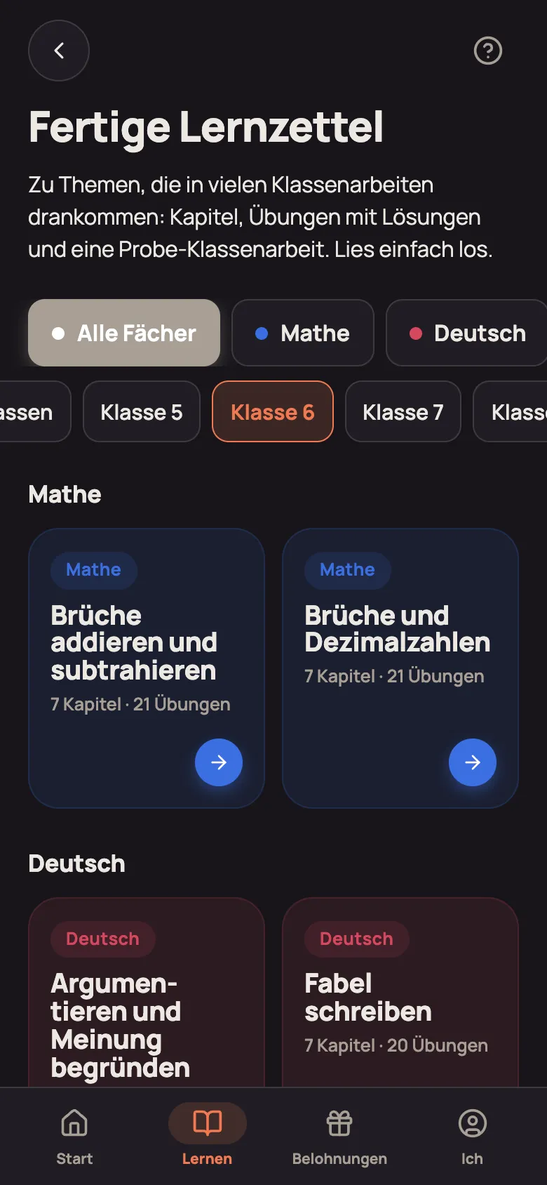 Lernen auf dem Handy mit der Seite Fertige Lernzettel: Filter nach Fach und Klasse, darunter Themen-Kacheln für Mathe und Deutsch