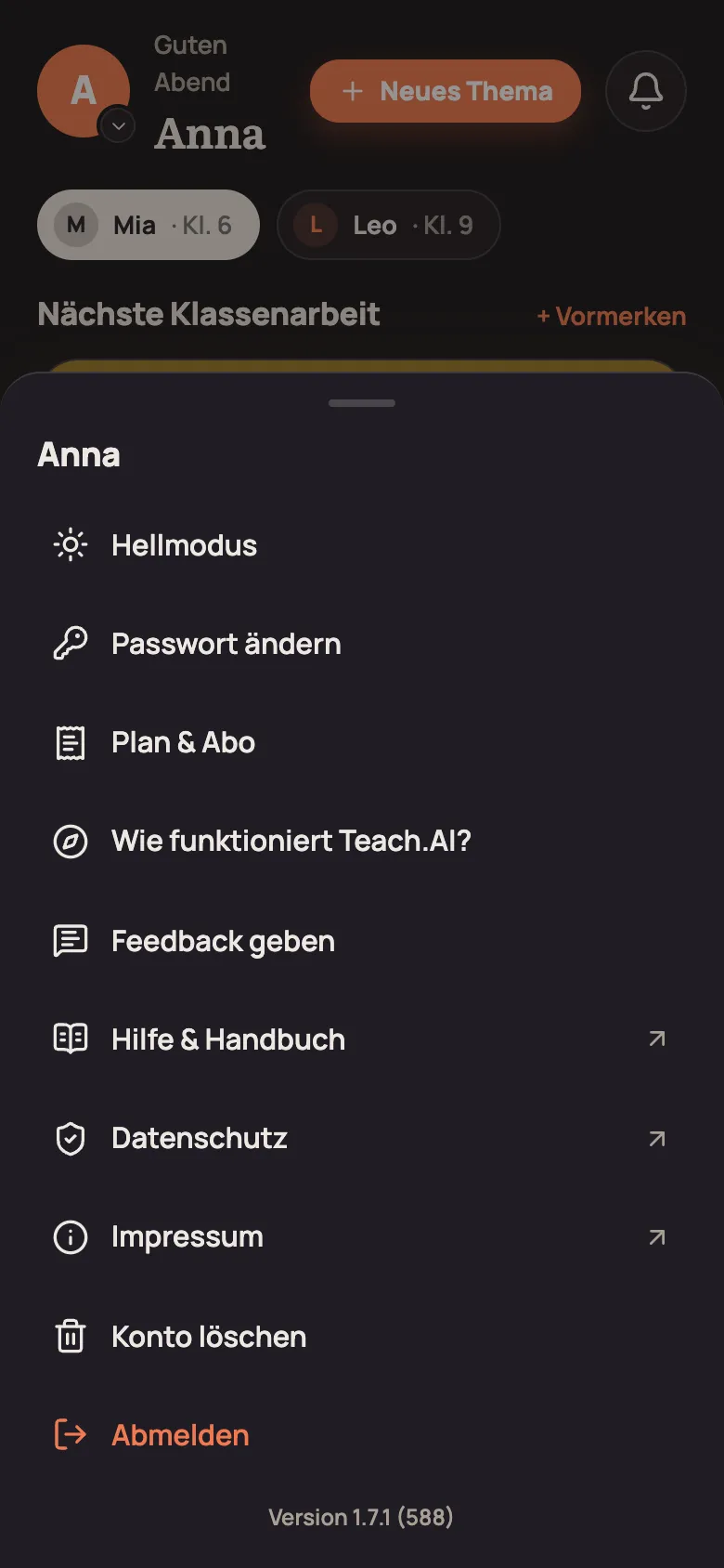Profil-Menü mit Dunkelmodus, Passwort ändern, Plan & Abo und Abmelden